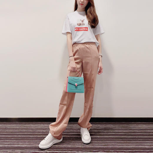 【一】BURBERRY 博柏利  春夏新款 明星同款女士短袖T恤  MY CROWN小鹿斑比印花纯棉圆领Tee  8013664 A1464 商品图4