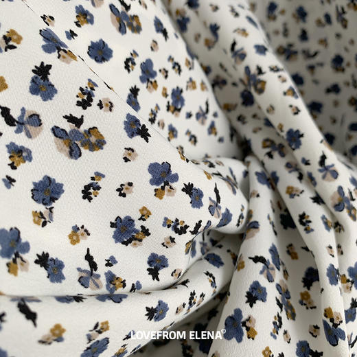 白色V领碎花连衣裙 商品图12