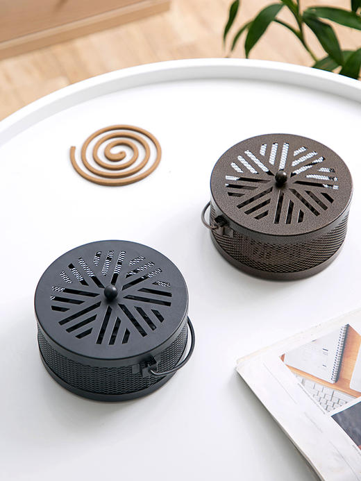 不一样的蚊香盒可手提铁艺镂空蚊香盒室内家用防火带盖托盘j