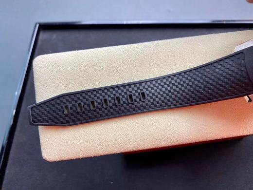 V6精品 V2升级版 IWC海洋计时系列雅克·伊夫·库斯托探险之旅特别版。表径44mm×17mm，搭配进口9015自动机械机芯，蓝宝石水晶镜面，可转动圈口，双色强夜光表盘指针，潜水必备。 商品图9