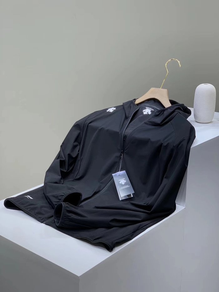 迪桑特2020限定款激光透气黑科技轻薄纳米冰丝防晒皮肤衣