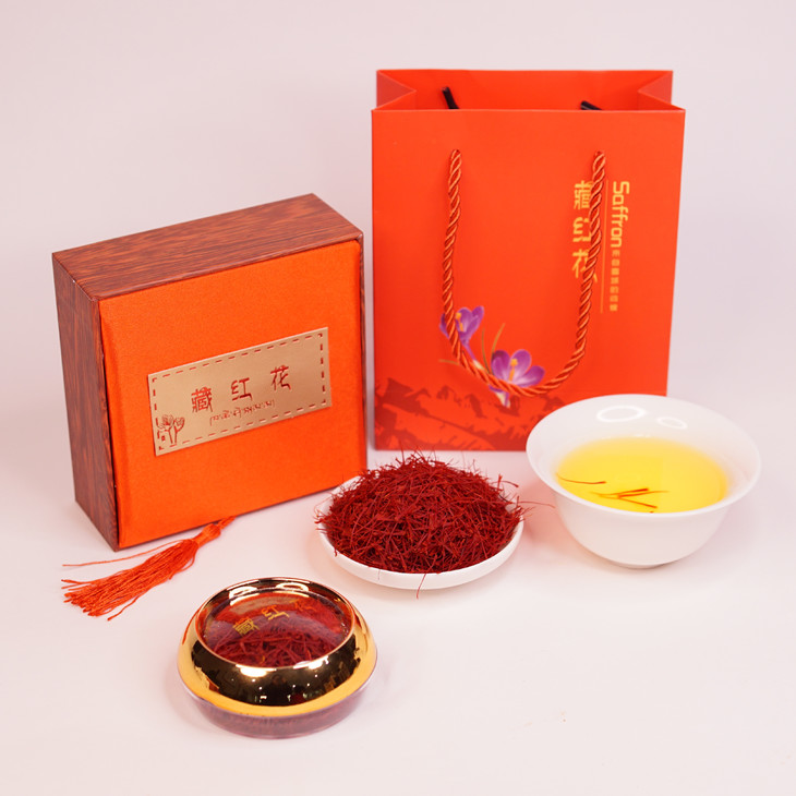 因此,花朵大,气味香,药效高更适宜藏红花生长伊朗地处黄金海拔,温和