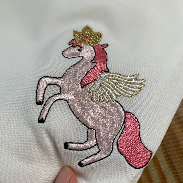 golly自制刺绣独角兽t