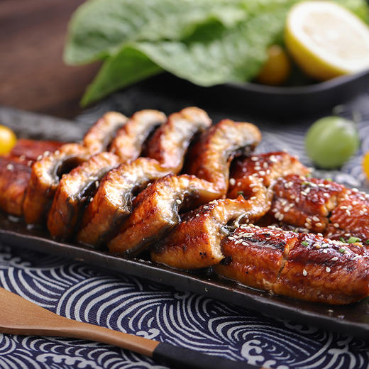 活鳗现杀 匠心烤制 鱼肉刺少肉厚 让你大快朵颐 商品图0