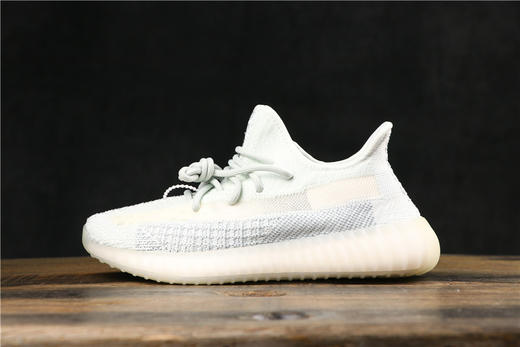 阿迪达斯-Adidas  Yeezy Boost 350V2 侃爷椰子黄油镂空满天星须白满天星蓝 灰绿灰蓝 天鹅白满天星新冰蓝海洋满天星 新冰蓝 海洋 镂空版 商品图7