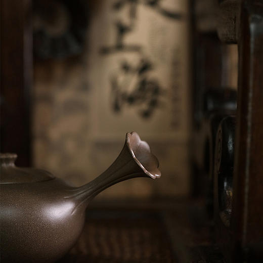 龙德堂陶艺 江苏省陶瓷艺术大师 范泽锋 作品 《夜上海》 商品图3