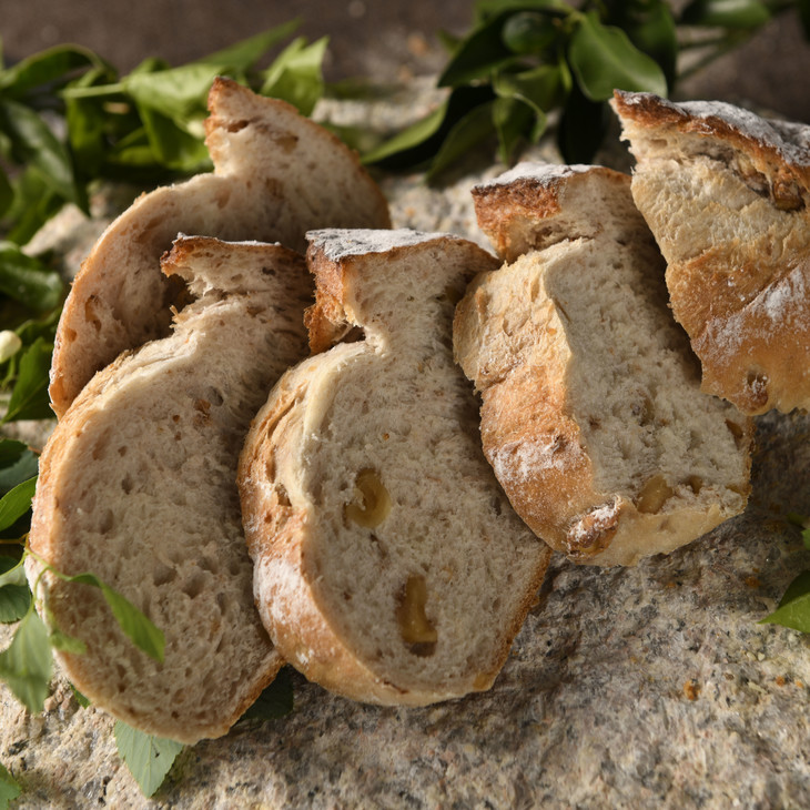 黑小麦核桃面包