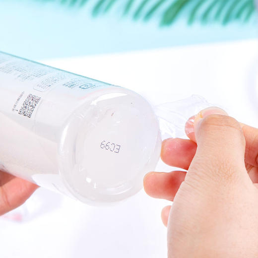 CURE/cure珂润去角质啫喱  日本 去角质凝胶 深层清洁 净化毛孔  250g 商品图4