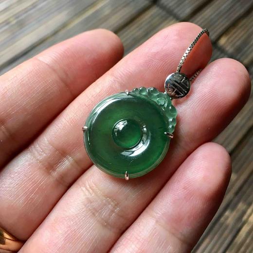 冰种湖水绿翡翠福在眼前18k白金镶嵌