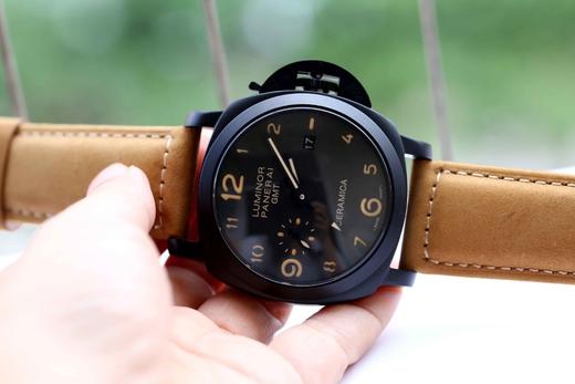 沛纳海--PANERAI类型：男士 腕表机芯：天津机械机芯表壳：316L精钢表壳镜面：矿物强化玻璃皮带：进口真牛皮表带卓越非凡 尽显男士魅力尺寸 商品图4