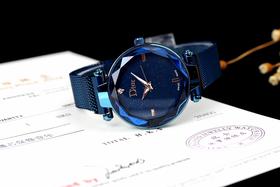 抖音同款迪奥手表 配盒子发票手提袋，迪奥时装表，爆款！一直被模仿，从未被超越，进口批花矿物质超强镜面，时尚百搭，尺寸34MM，10MM特别适合女生带，好看好看好看