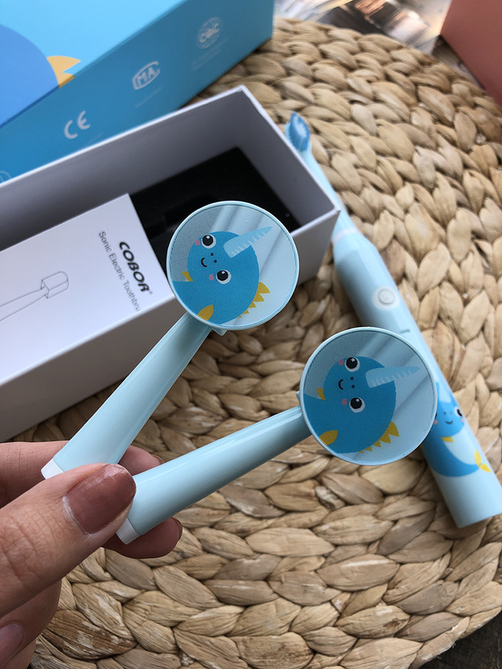 特价独立盒装儿童电动牙刷