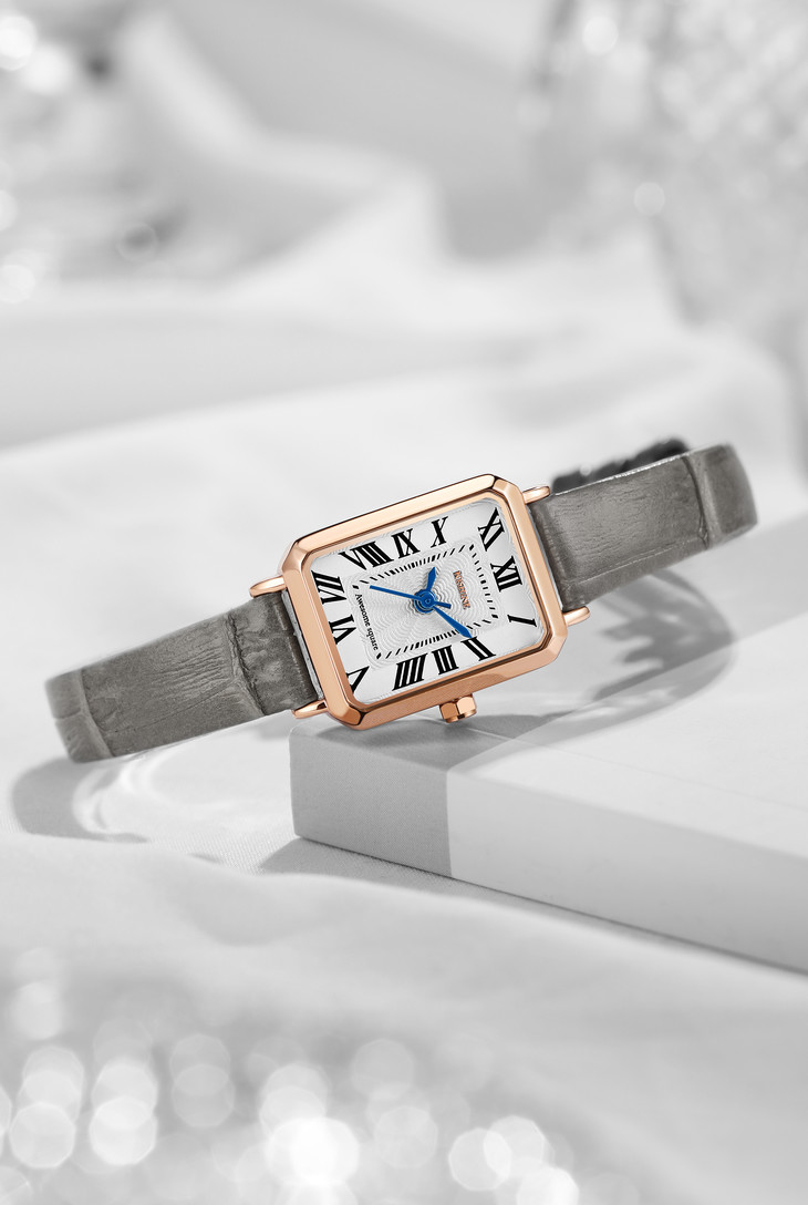 kishine石英手表春夏配饰细带小巧腕表罗马数字款灰黑红