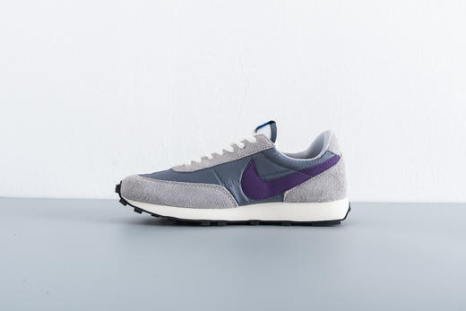 耐克/Nike Air Daybreak  Lavender Mist  华夫系列复古休闲慢跑鞋纯黑复古粉黑银海军蓝冷灰橙白红黄蛇纹甜心沙漠灰 商品图4