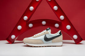 耐克/Nike Air Daybreak SP 1979周年顺风华夫系列 复古休闲慢跑鞋淡牙白月白白小麦米色紫绿蓝绿倒钩粉白 星尘珊瑚红