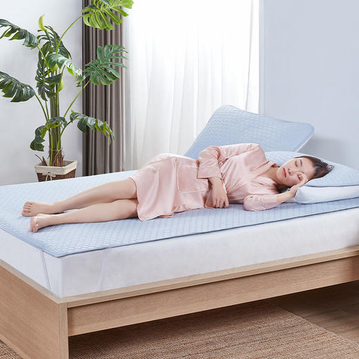 一触即凉纳米凉感冰丝可水洗乳胶凉席三件套 商品图5