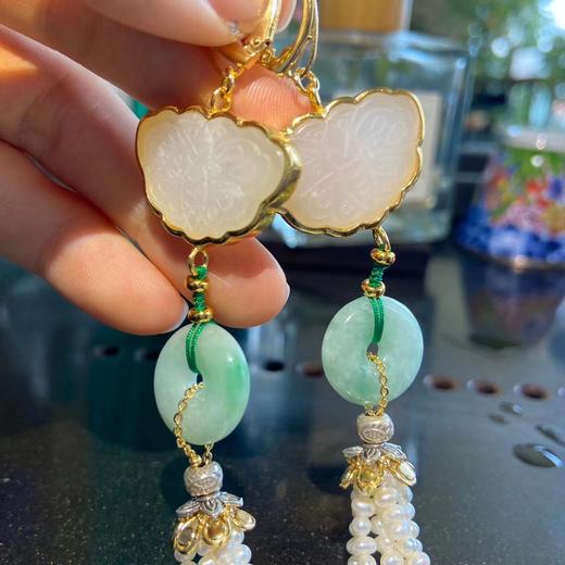 惊艳了时光！纯天然蝴蝶花纹和田玉翡翠平安扣天然珍珠流苏耳环 精品荟萃 秀雅如兰 可做耳环挂坠 极具古中国风情 商品图2