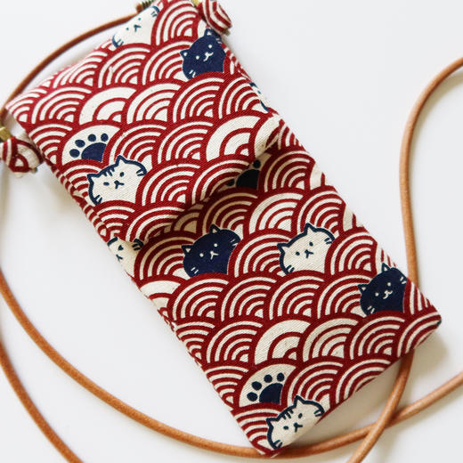 HUGOJIRO竖版手机斜挎包插画祥云猫猫 商品图2