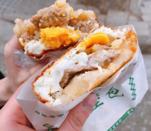 【预售】周日南京代购：【香酥鸡蛋汉堡】滑嫩嫩的鸡蛋加上火候刚好的肉饼，限当天取货，代购不接受退单！ 商品图1