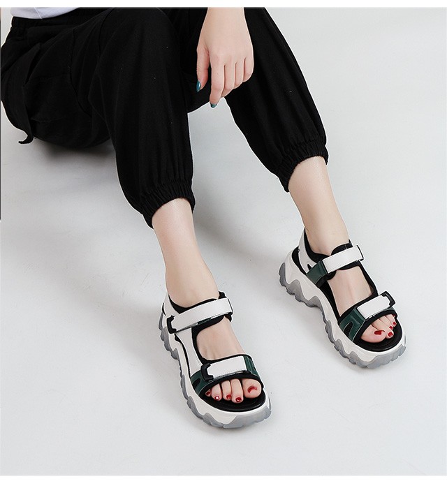 温莎2020年新款凉鞋女ins潮中跟港风欧美松糕厚底鞋露趾时装罗马