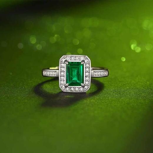 六鑫珠宝 玉杖祖母绿戒指 1克拉绿宝 商品图1