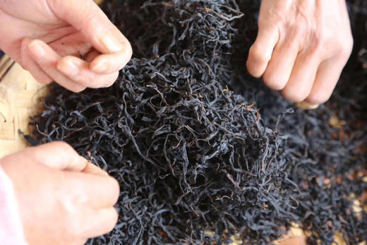 【古树红茶礼盒】送礼佳品 复古简约 独立小罐 120g/套 云南古树野生 1200年滇红和百年金珍芽，有点野，有点霸气 商品图10