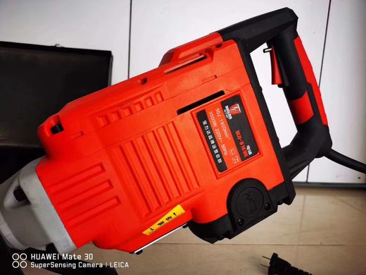 宝力达169电镐（整机）发快递箱子压坏变形，不予受理：发物流好点运费提付。 商品图2