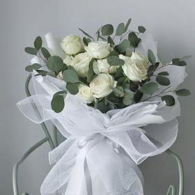 《心动》11支白玫瑰花束