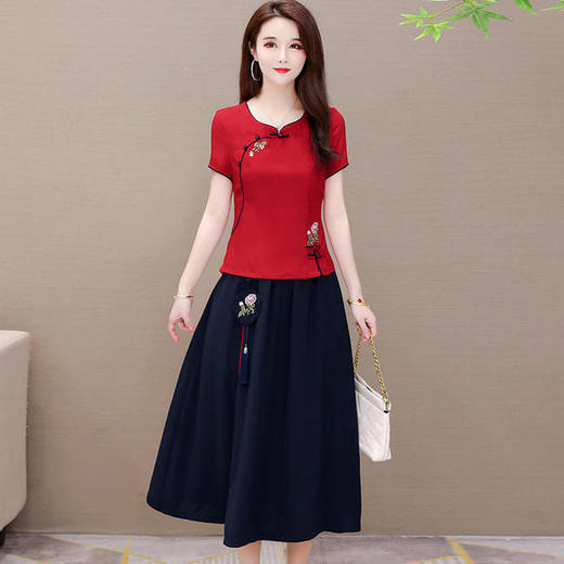 YW-YJY-20A25中国风气质优雅绣花改良版两件套 商品图2