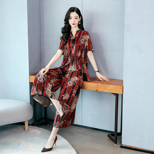 JYXX2318YFF2020夏季新款修身优雅显瘦印花时尚套装 商品图4