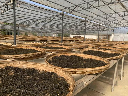 【古树红茶礼盒】送礼佳品 复古简约 独立小罐 120g/套 云南古树野生 1200年滇红和百年金珍芽，有点野，有点霸气 商品图14