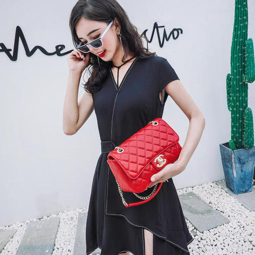 DLKL028新款明星同款小香风羊皮菱格链条百搭单肩斜挎手提方包 商品图0