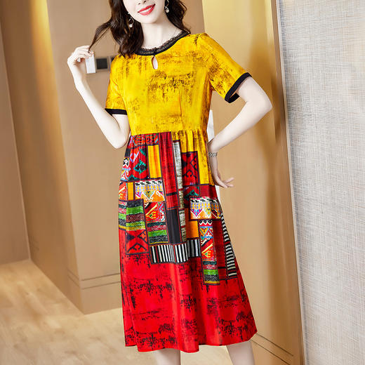 SMJR8203157真丝中长款短袖印花裙子 商品图0