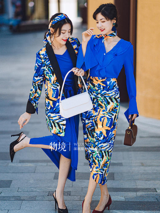 Y20913 星月夜空系列丝光缎丝巾 雾境 商品图8