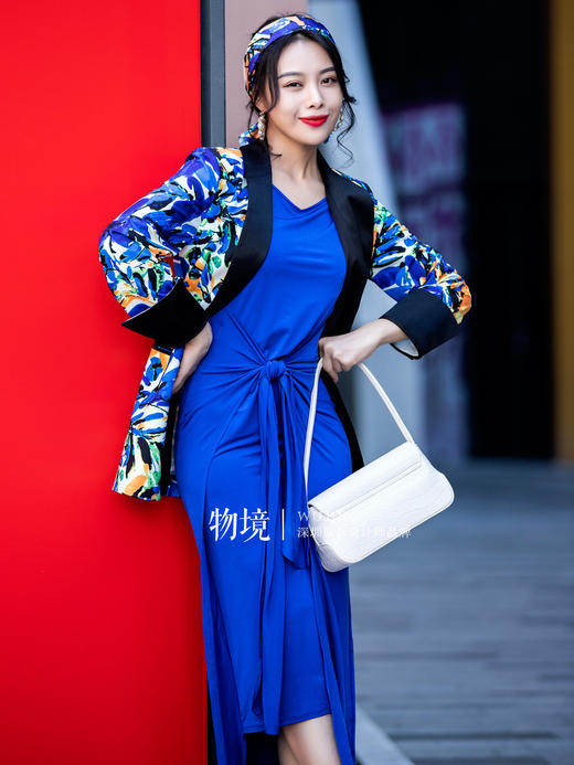 Y20913 星月夜空系列丝光缎丝巾 雾境 商品图3