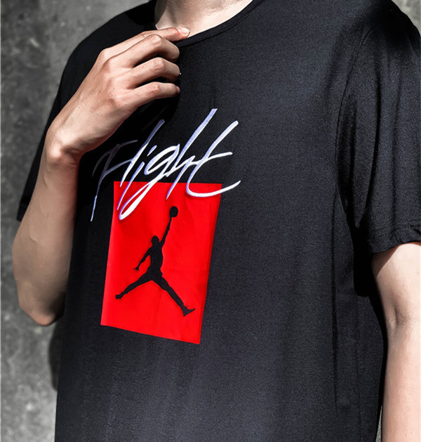 nikeairjordan乔丹经典飞人图案印花情侣短袖t恤aj1008