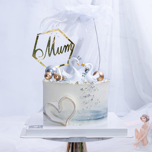 天鹅蛋糕（生日牌可以换） 商品图0