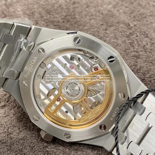 ZF爱bi皇家橡树15500系列 采用9015机芯改爱彼CAL.4302一体机！尺寸为41X10.4毫米与正品一致！男士腕表，精钢表带，自动机械机芯，透底。 商品图5