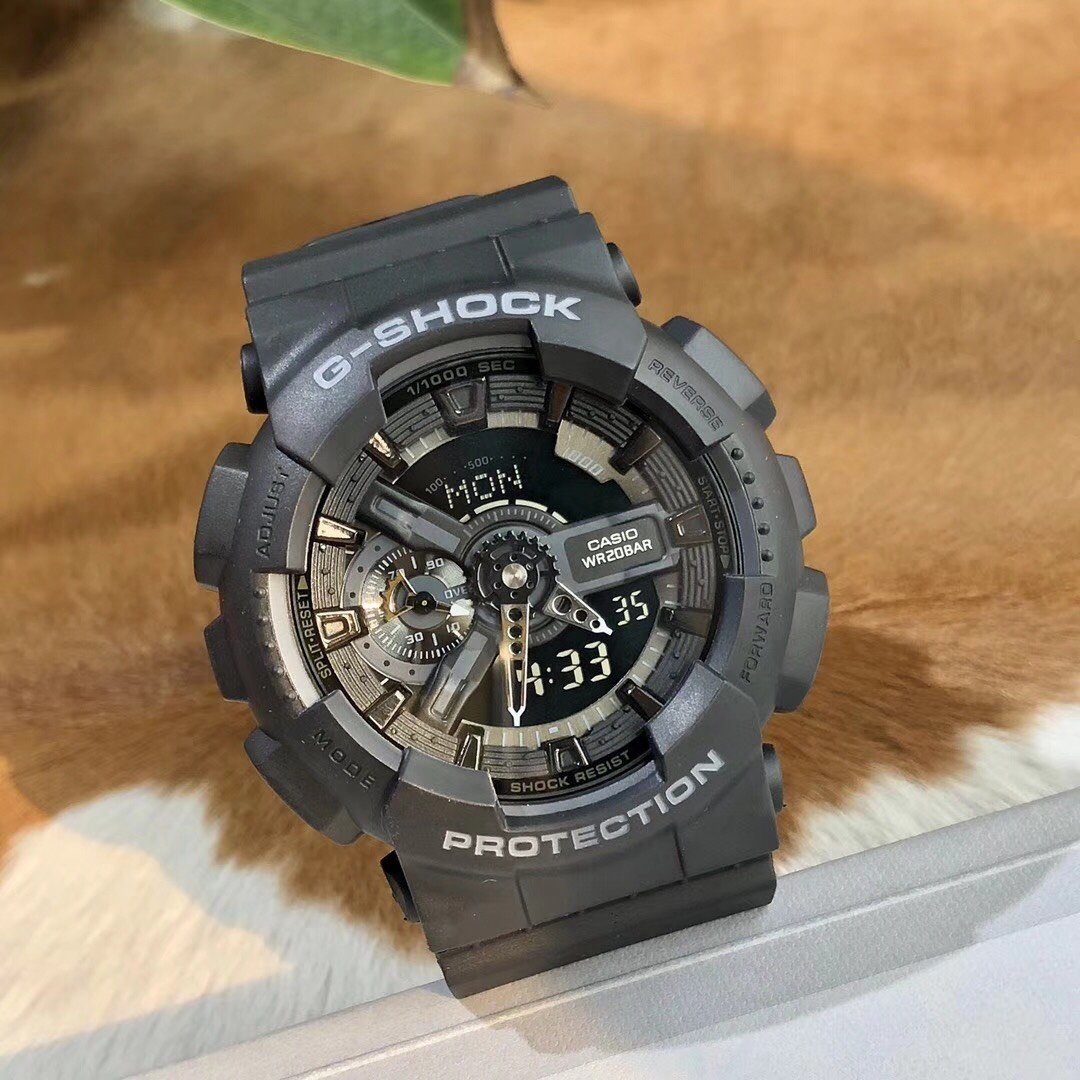 卡西欧热卖款GA-110 原单抬手灯卡西欧G-SHOCK--经典防震表盘设计原单品质