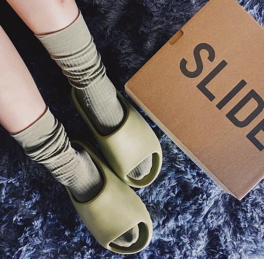 adyeezyslide椰子侃爷情侣款拖鞋