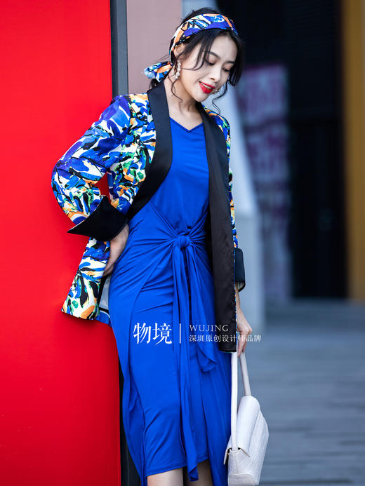 Y20913 星月夜空系列丝光缎丝巾 雾境 商品图4