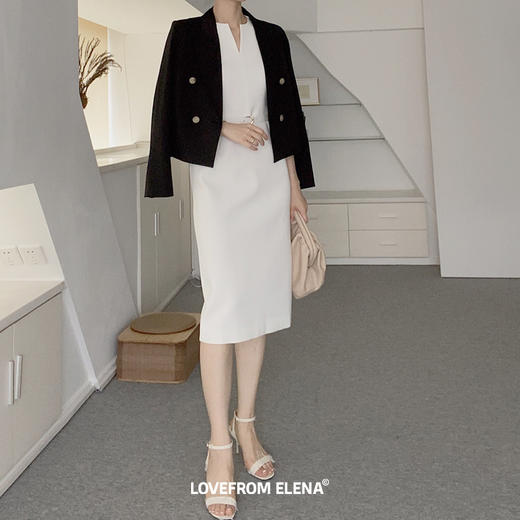 白色V领短袖腰带连衣裙 商品图3