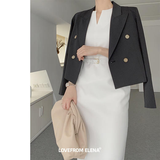 白色V领短袖腰带连衣裙 商品图4