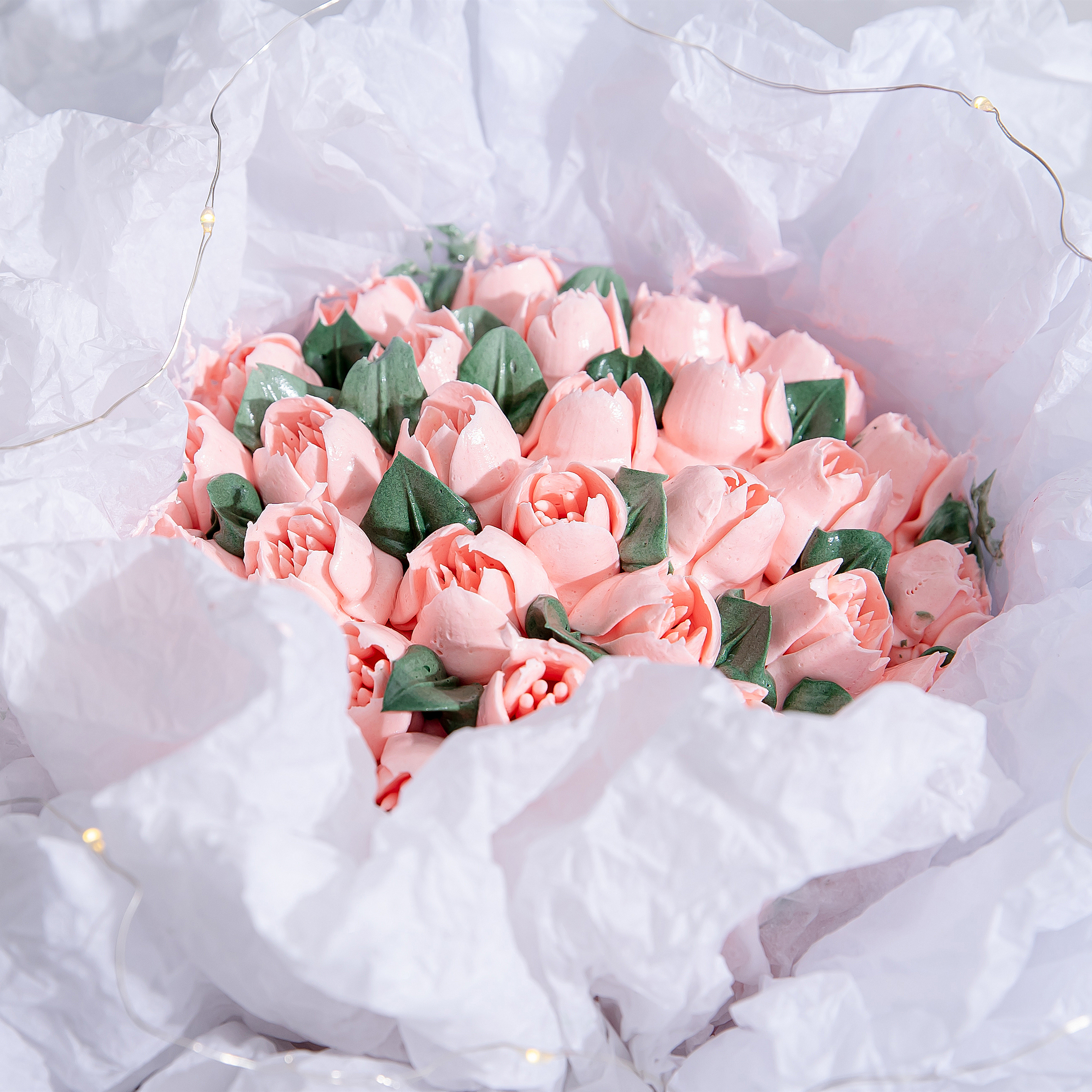 花束蛋糕（花是奶油霜会腻建议不食用）