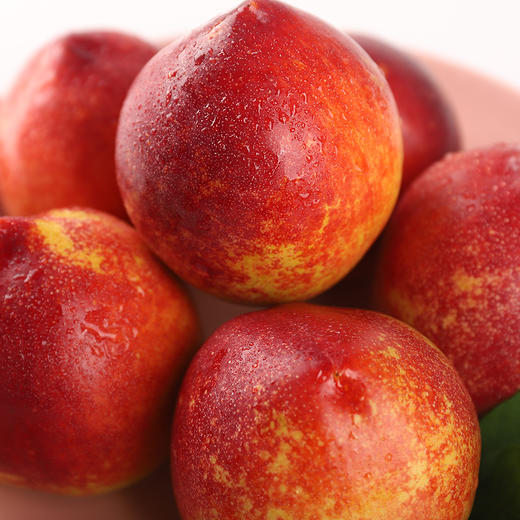 沂蒙山红宝石油桃5斤16个左右