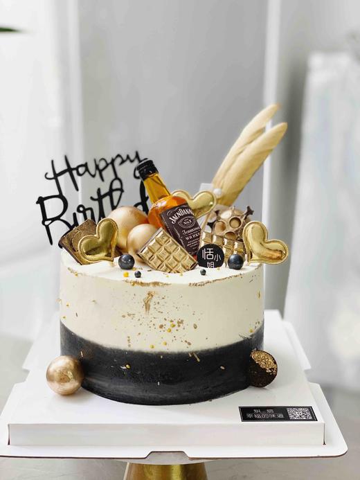 男朋友的酒瓶生日蛋糕,，暗黑帅气主题 商品图0