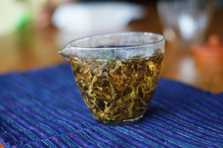 永德梅子箐纯料普洱生茶