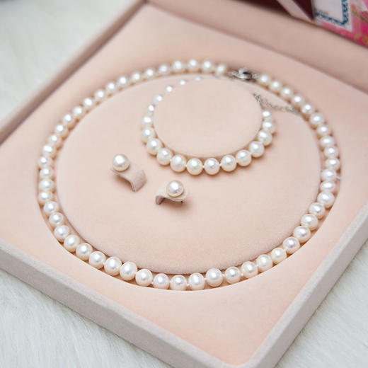 现货赫贞珠宝珍珠三件套长度45cmps