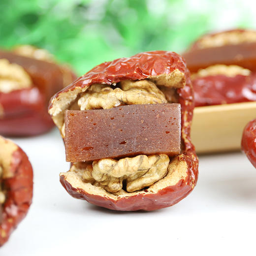 枣夹核桃山楂糕1000克酥脆枣夹核桃仁夹心枣抱抱果真空包装包邮
