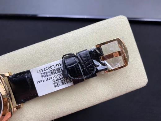 VS 沛纳海 PAM908 \756
  —优雅典范红金腕表！42mmx14mm 一款适合亚洲手腕的红金腕表。[嘿哈]

1:表壳 一改粗旷风格 以更纤薄演绎现代优雅风范。更有亲和力！
2:表盘：表盘 商品图10